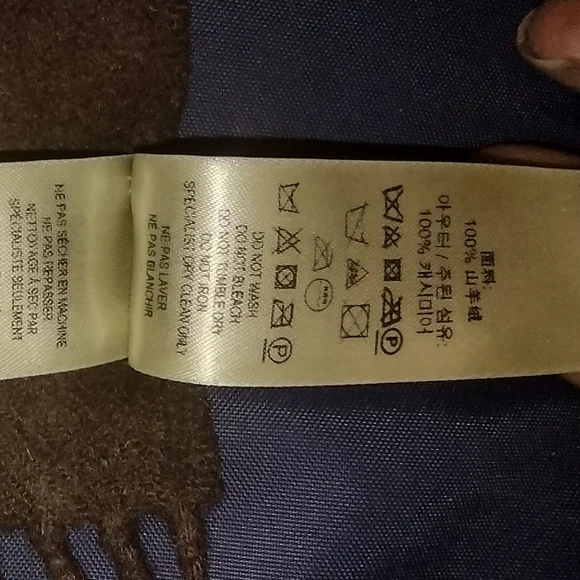 Burberry Giant icon check scarf